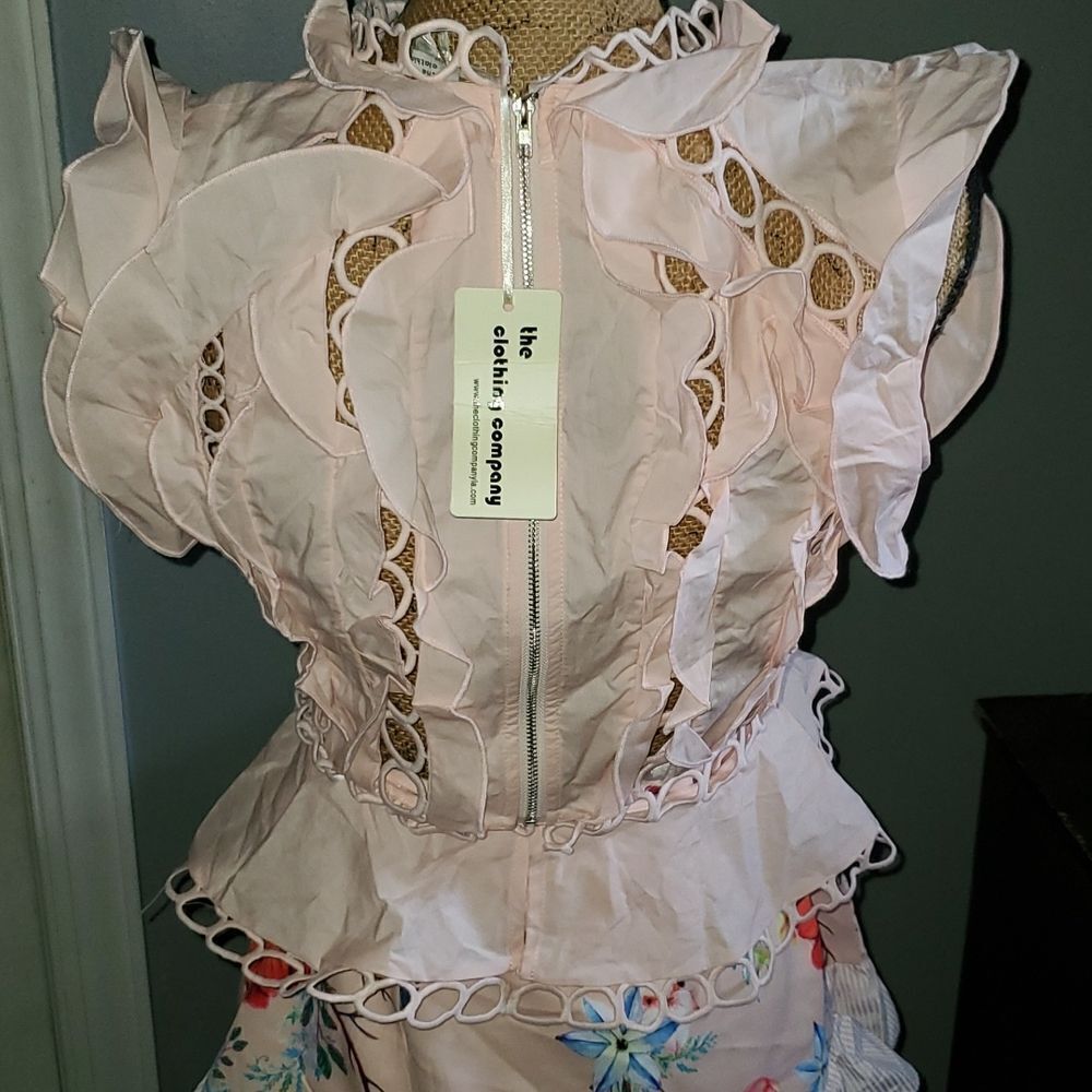 Pink cut out blouse - Picture 3 of 8